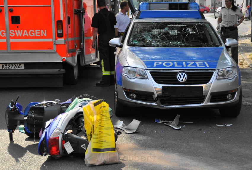 VU nach Verfolgungsfahrt Koeln Ossendorf Frohnhofstr P10.JPG